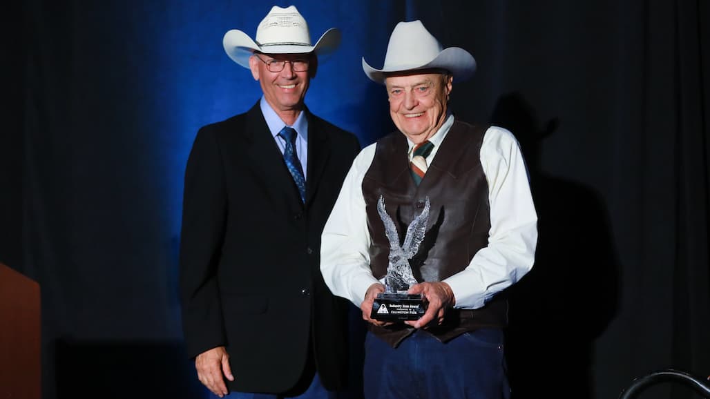 CA Cattleman Receives Livestock Marketing Association Industry Icon Award