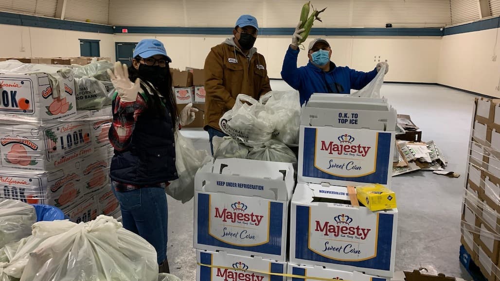 Westlands Water District Provides Families in Huron with Food for the Holidays