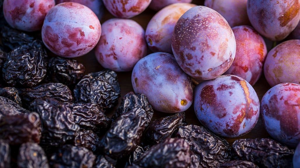 Excellent Sizes Expected for California Prunes this Year